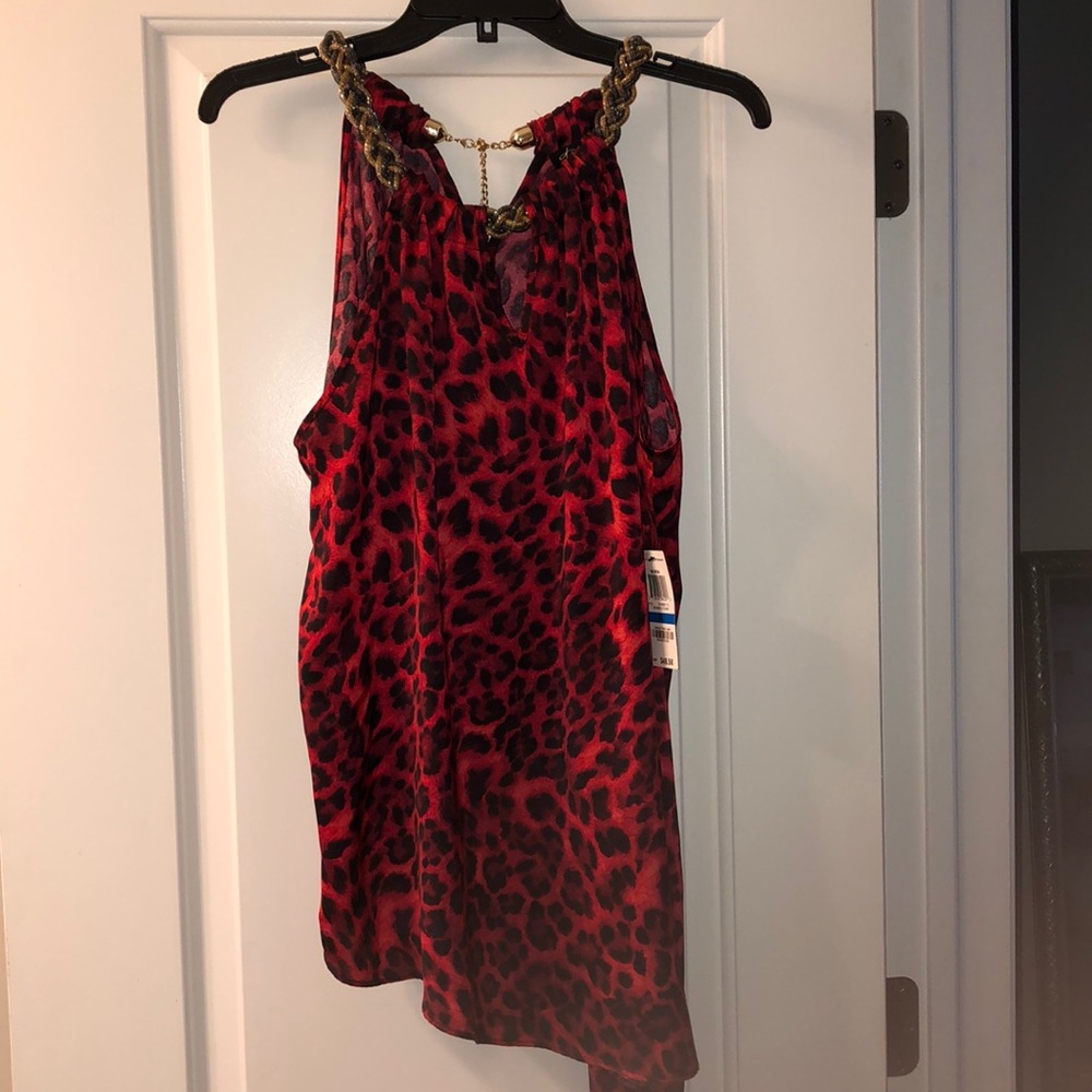 Sleeveless top